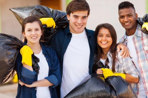 Thornton Heath business waste removal team in action