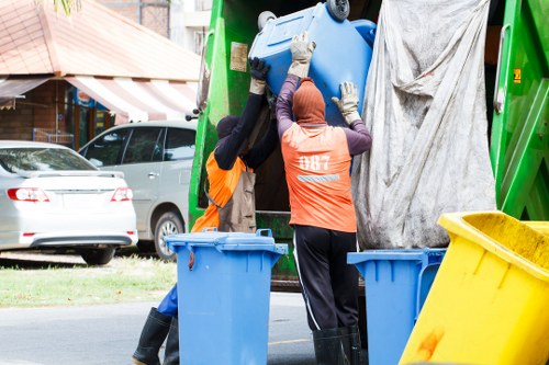 Efficient flat clearance process in Thornton Heath residential area